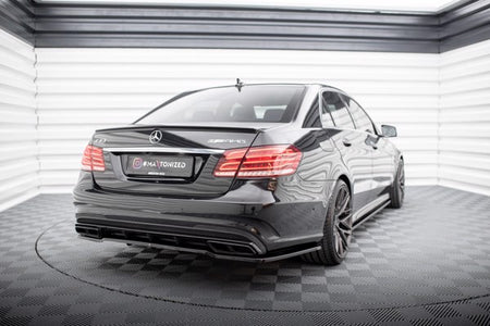 Maxton Central Rear Splitter (With Vertical Bars) Mercedes-Benz E63 Amg Sedan W212 Facelift - Gloss Black