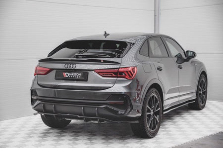 Maxton Central Rear Splitter (With Vertical Bars) Audi Q3 Sportback S-Line - Gloss Black