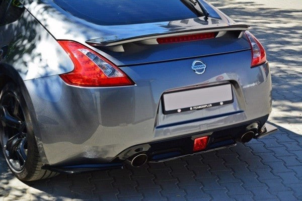 Maxton Central Rear Splitter Nissan 370Z - Gloss Black