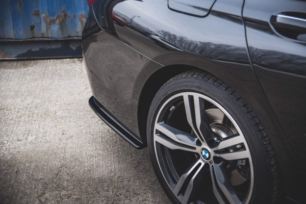 Maxton Central Rear Splitter For BMW 7 M-Pack G11 - Gloss Black