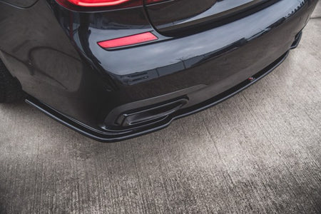 Maxton Central Rear Splitter For BMW 7 M-Pack G11 - Gloss Black