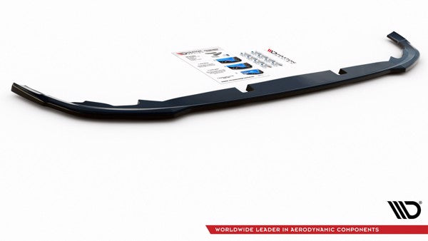 Maxton Central Rear Splitter VW Golf 8 - Gloss Black