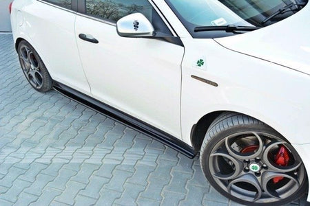 Maxton Side Skirts Diffusers Alfa Romeo Giulietta - Gloss Black