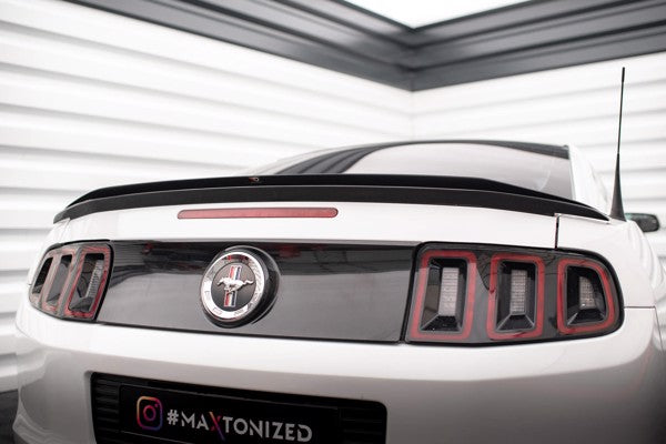 Maxton Spoiler Cap Ford Mustang Mk5 Facelift - Gloss Black