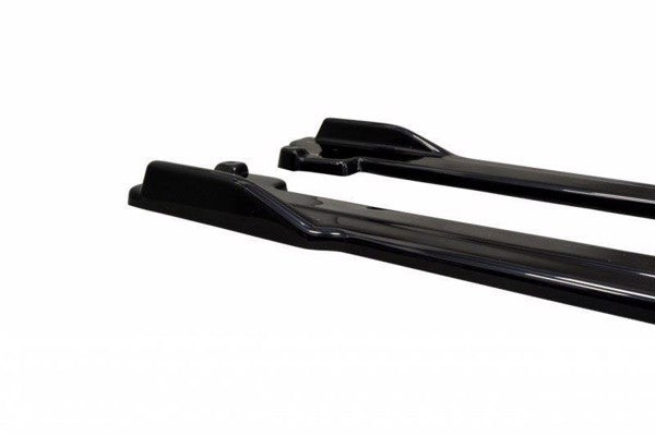 Maxton Side Skirts Diffusers V.1 VW Golf 7 R / R-Line Facelift - Gloss Black