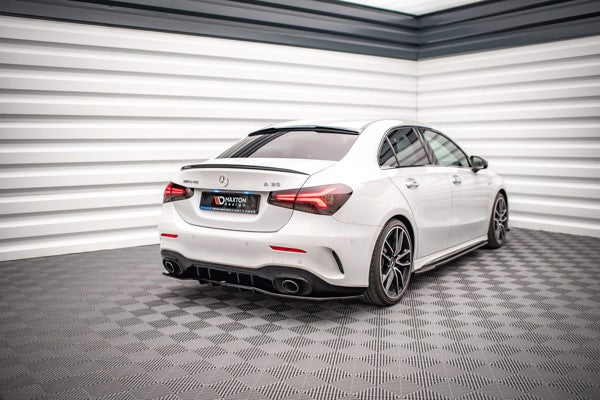 Maxton Central Rear Splitter (With Vertical Bars) V.1 Mercedes A 35 Amg Sedan V177 - Gloss Black
