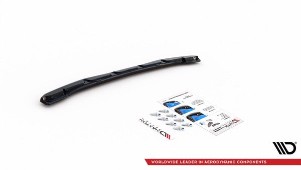 Maxton Central Rear Splitter For BMW 4 M-Pack G22 - Gloss Black