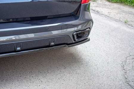 Maxton Central Rear Splitter For BMW X5 G05 M-Pack - Gloss Black