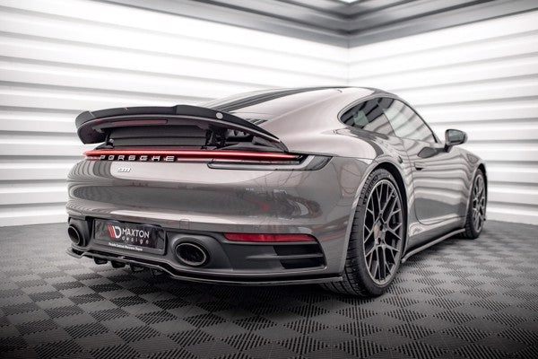 Maxton Central Rear Splitter (With Vertical Bars) Porsche 911 Carrera 4S 992 - Gloss Black
