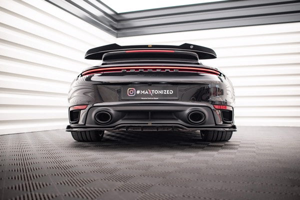 Maxton Central Rear Splitter (With Vertical Bars) Porsche 911 Turbo S 992 - Gloss Black