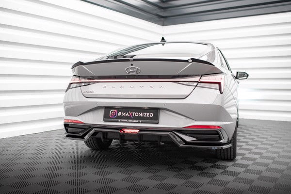 Maxton Central Rear Splitter (With Vertical Bars) Hyundai Elantra Mk7 - Gloss Black