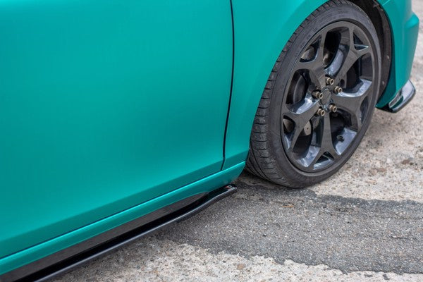 Maxton Side Skirts Diffusers Volvo V40 R-Design - Gloss Black