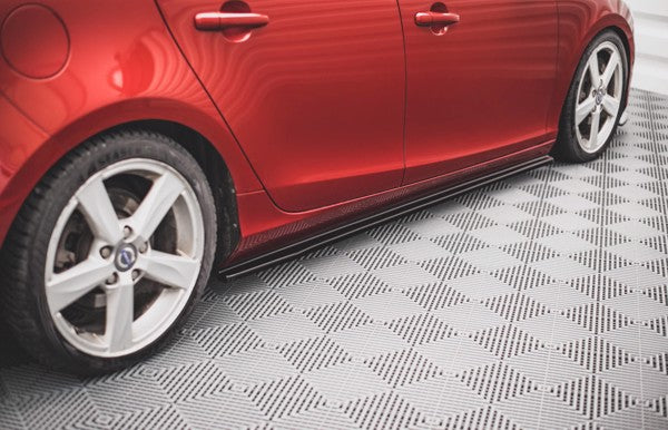 Maxton Side Skirts Diffusers Volvo V40 - Gloss Black