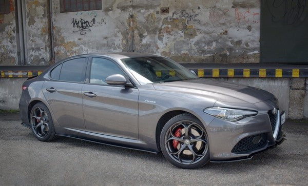 Maxton Side Skirts Diffusers Alfa Romeo Giulia Veloce - Gloss Black