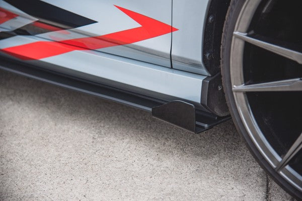 Maxton Side Flaps Ford Fiesta Mk8 St / St-Line - Gloss Flaps