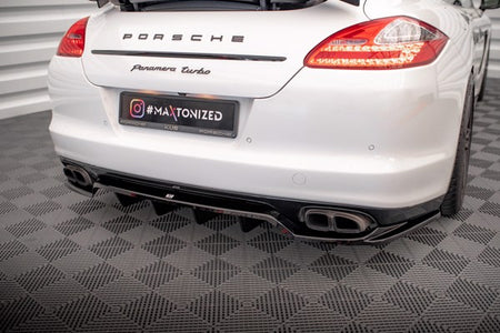 Maxton Central Rear Splitter (With Vertical Bars) Porsche Panamera Turbo 970 - Gloss Black