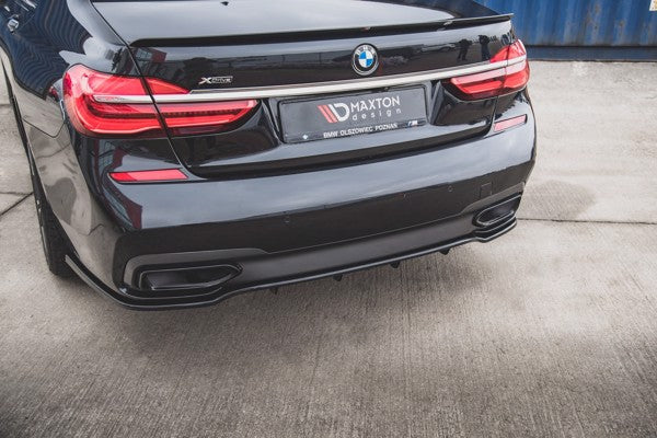 Maxton Central Rear Splitter (With Vertical Bars) For BMW 7 M-Pack G11 - Gloss Black
