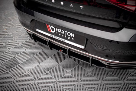 Maxton Street Pro Rear Diffuser Volkwagen Passat B8 Facelift - Black