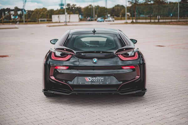 Maxton Central Rear Splitter (With Vertical Bars) BMW I8 - Gloss Black