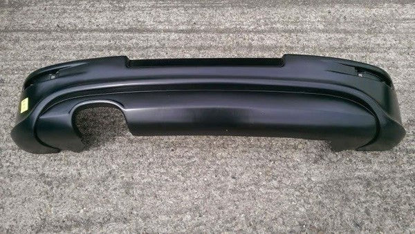 Maxton Rear Valance VW Golf V R32 (With 1 Exhaust Hole, For Gti Exhaust)