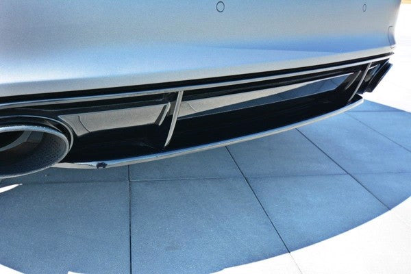 Maxton Central Rear Splitter Audi RS7 Facelift - Gloss Black