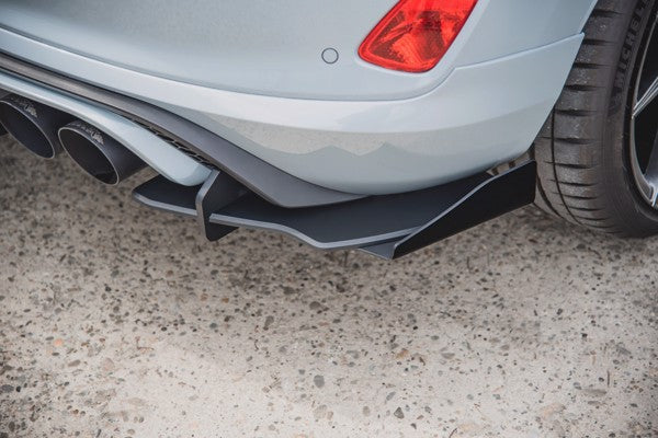 Maxton Side Flaps Ford Fiesta Mk8 St  - Gloss Flaps