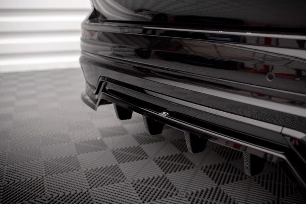 Maxton Central Rear Splitter (With Vertical Bars) Volvo Xc60 R-Design Mk2 Facelift - Gloss Black