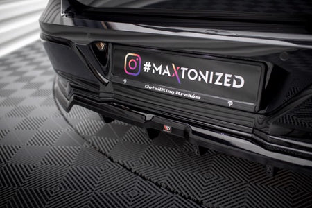 Maxton Central Rear Splitter (With Vertical Bars) BMW 7 M-Pack G70 - Gloss Black