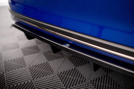 Maxton Central Rear Splitter (With Vertical Bars) Lexus Es F Sport Mk7 - Gloss Black