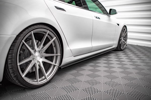 Maxton Side Skirts Diffusers Tesla Model S Facelift - Gloss Black