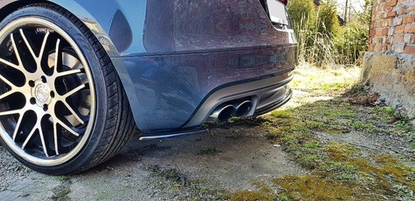 Maxton Central Rear Splitter Audi TT S Mk2 (8J) - Gloss Black