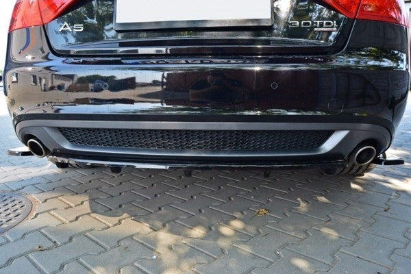 Maxton Central Rear Splitter Audi A5 S-Line (With A Vertical Bar) - Gloss Black