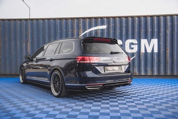 Maxton Central Rear Splitter (With Vertical Bars) Volkswagen Passat B8 - Gloss Black