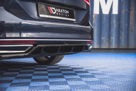 Maxton Central Rear Splitter (With Vertical Bars) Volkswagen Passat B8 - Gloss Black