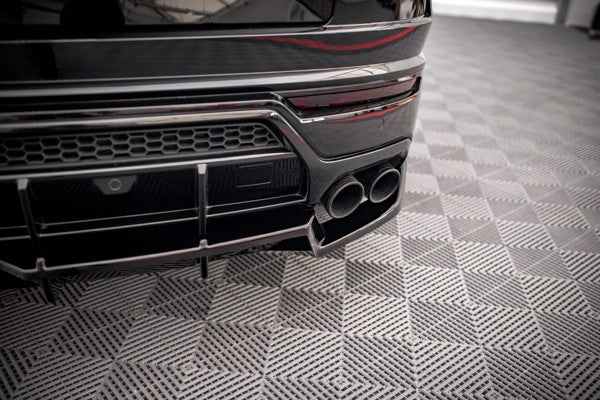 Maxton Central Rear Splitter (With Vertical Bars) Lamborghini Urus Mk1
