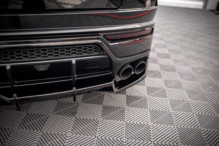 Maxton Central Rear Splitter (With Vertical Bars) Lamborghini Urus Mk1
