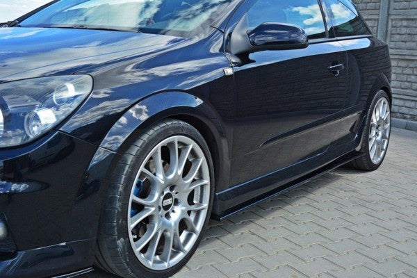 Maxton Side Skirts Diffusers Opel Astra H (For Opc / Vxr) - Gloss Black