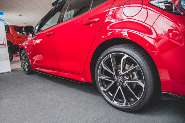 Maxton Side Skirts Diffusers Toyota Corolla Xii Hatchback - Gloss Black