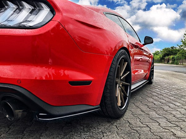 Maxton Rear Side Splitters Ford Mustang Mk. 6 Facelift - Gloss Black