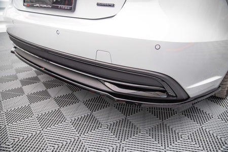 Maxton Central Rear Splitter For Audi A7 C8 - Gloss Black