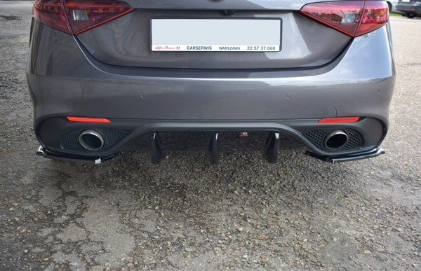 Maxton Rear Valance Alfa Romeo Giulia Veloce - Gloss Black