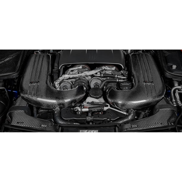 Eventuri carbon indsugningssystem til Mercedes X205 C63/C63S AMG varianter med højtydende luftfiltre og kulfiber komponenter.