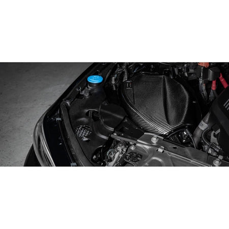 Eventuri carbon fiber indsugningssystem med rød luftfilter til BMW G20 B58 modeller fra november 2018 og frem