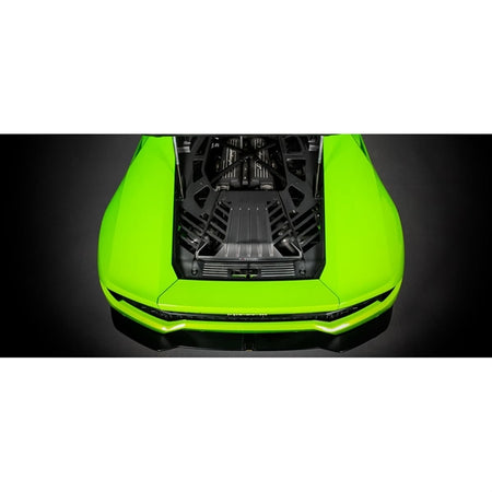 Eventuri Carbon Intake indsugningsrør i kulfiber til Lamborghini Huracan med monteringsbeslag på hvid baggrund
