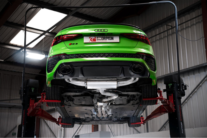 Scorpion GPF-back udstødning til Audi RS3 8Y Saloon – resoneret, OE Fitment, set bagfra