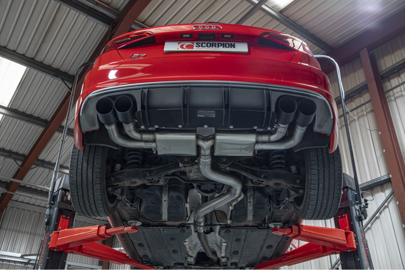 Scorpion GPF-back udstødning til Audi S3 – ikke-resoneret, set nedefra