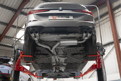 Scorpion GPF-back udstødning til BMW M235I med ventiler, Daytona, set nedefra