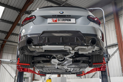 Scorpion GPF-back udstødning til BMW G42 220I – ikke-resoneret, Daytona Ceramic, set nedefra