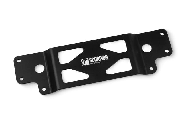 Scorpion monteringsdel til BMW M2 G87, set skråt bagfra