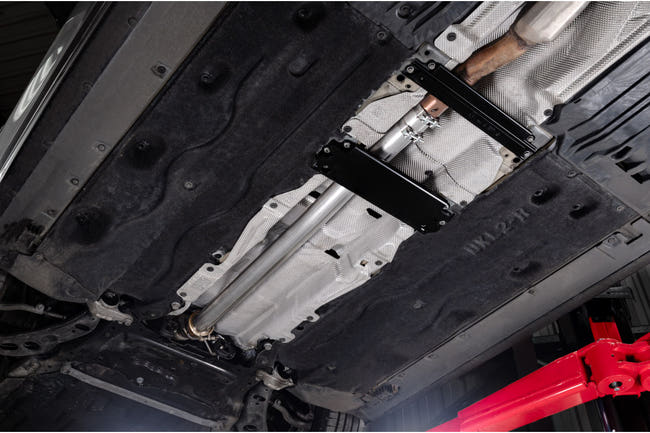 Scorpion GPF delete-rør til BMW M135i F70, set nedefra